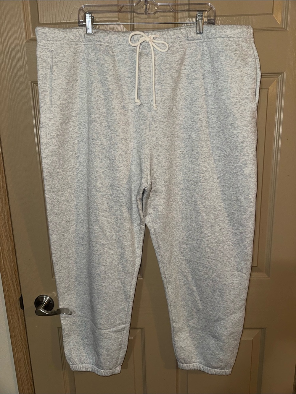 NWT - SKIMS Men Fleece Lounge Relaxed Jogger Light Heather Grey (Size 3X)